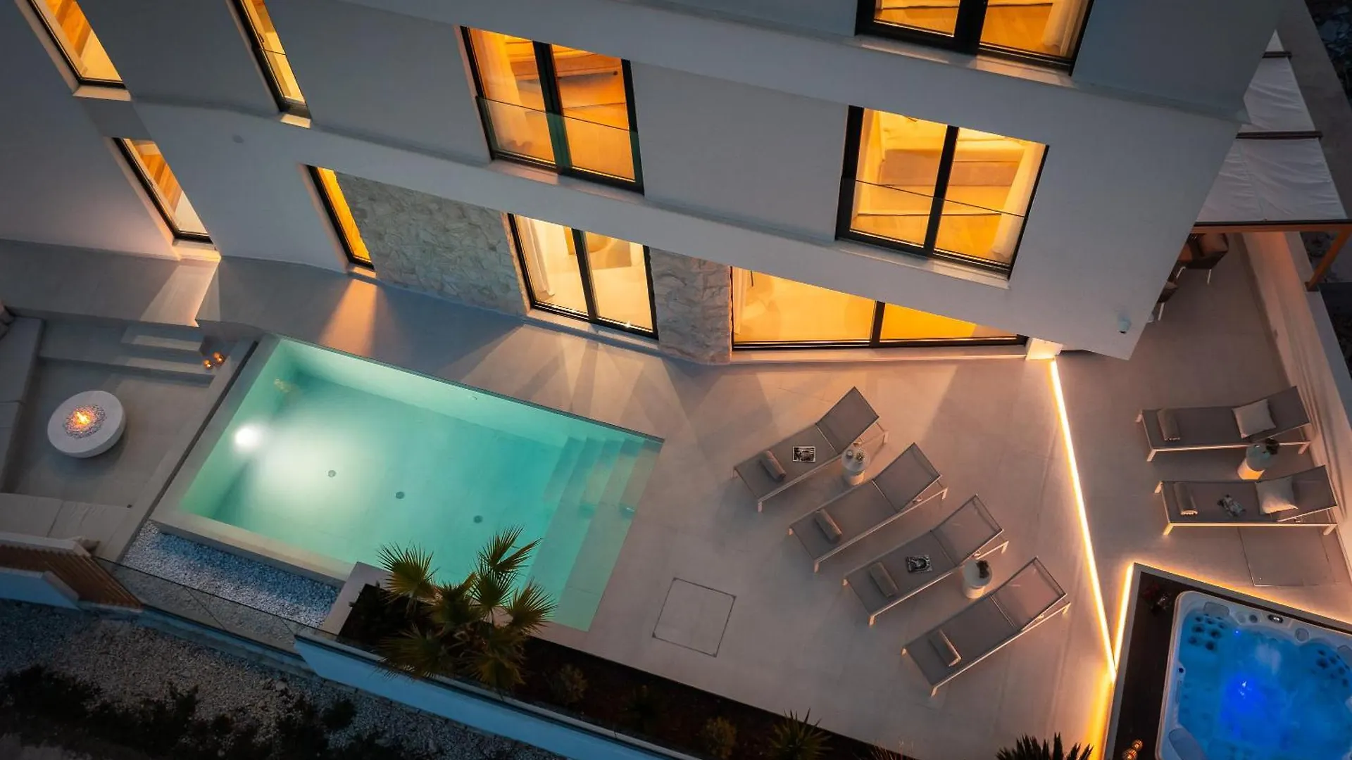 Luxury Seafront Villa Noles With Heated Pool, Jacuzzi, Ev Near Zadar Sukošan